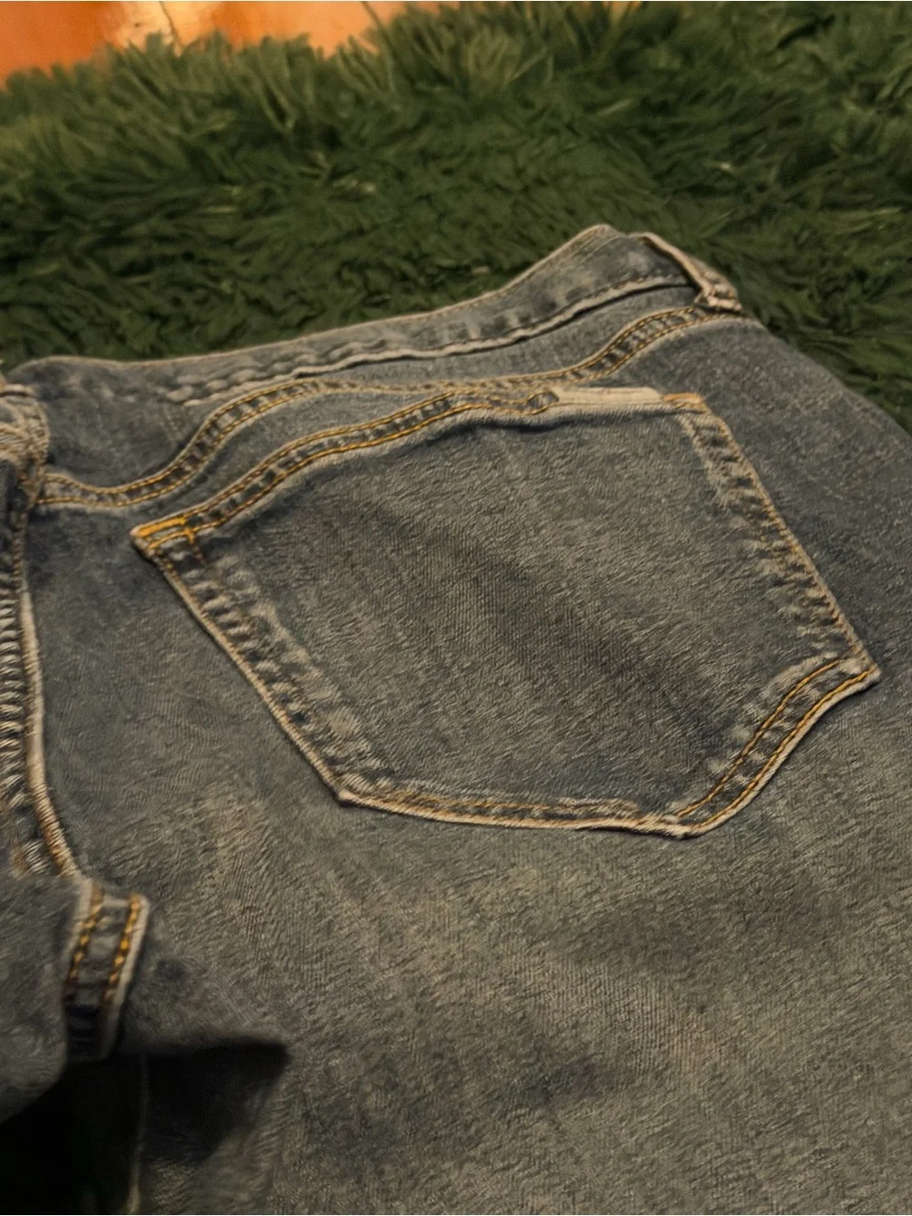 Eddie Bauer Straight Leg Jeans - Light Blue Wash - Picture 6 of 7